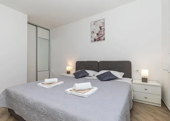 Dispet Villa Kaštela